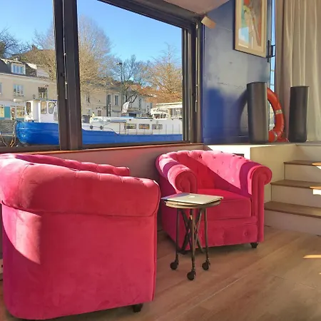 Amours Le Do Karina Bisch 2019 Botel *