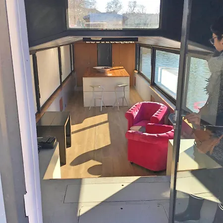 Botel Amours Le Do Karina Bisch 2019 *