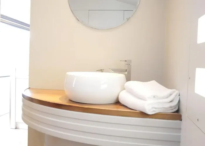 Bateau-hôtel Bateau Amours - Le D'ô Nantes